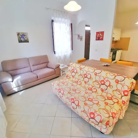 La Casetta Gialla Ferienhaus Olbia