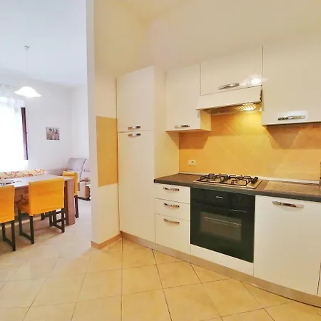La Casetta Gialla Ferienhaus Olbia